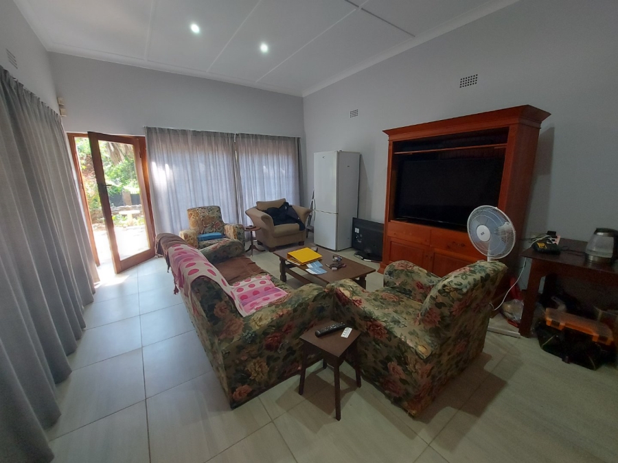 5 Bedroom Property for Sale in Waverley Free State